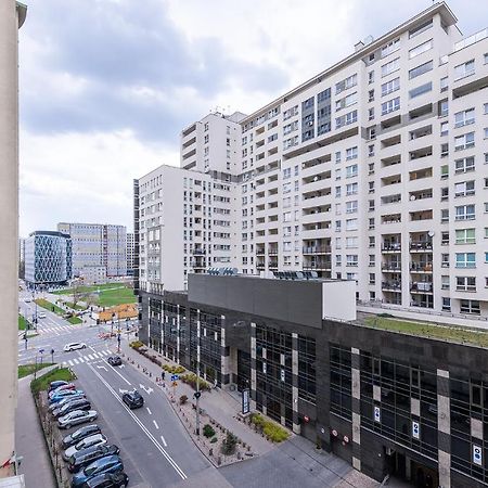 Bukowinska 12 Prywatne Mieszkanie 80M2 Z Dwiema Sypialniami I Balkonem 2X Bezplatne Miejsca Parkingowe Samodzielne Zameldowanie! Private Garage! Self Check-In System! Varsóvia Exterior foto